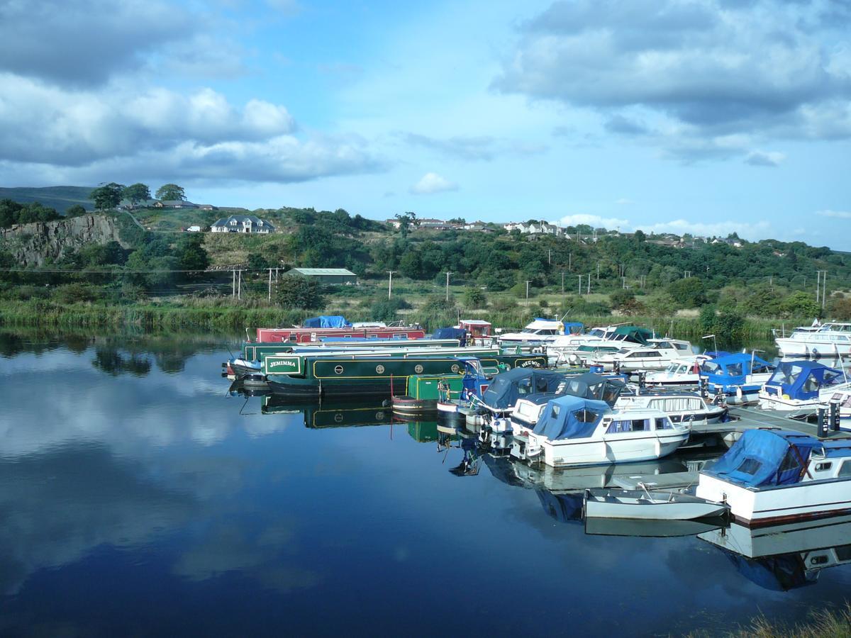 The Boat House Hotel Kilsyth Exterior foto